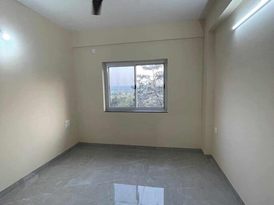 WhatsApp Image 2025-03-27 at 16.06.00_b5984d86