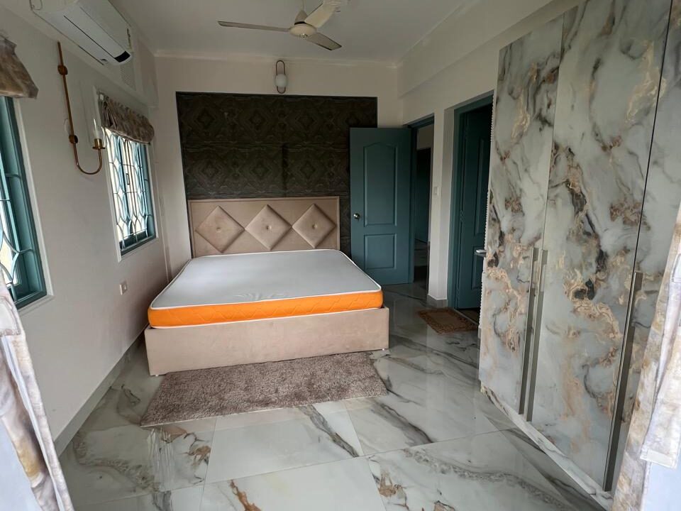 WhatsApp Image 2025-05-20 at 12.04.10_2c1a8661