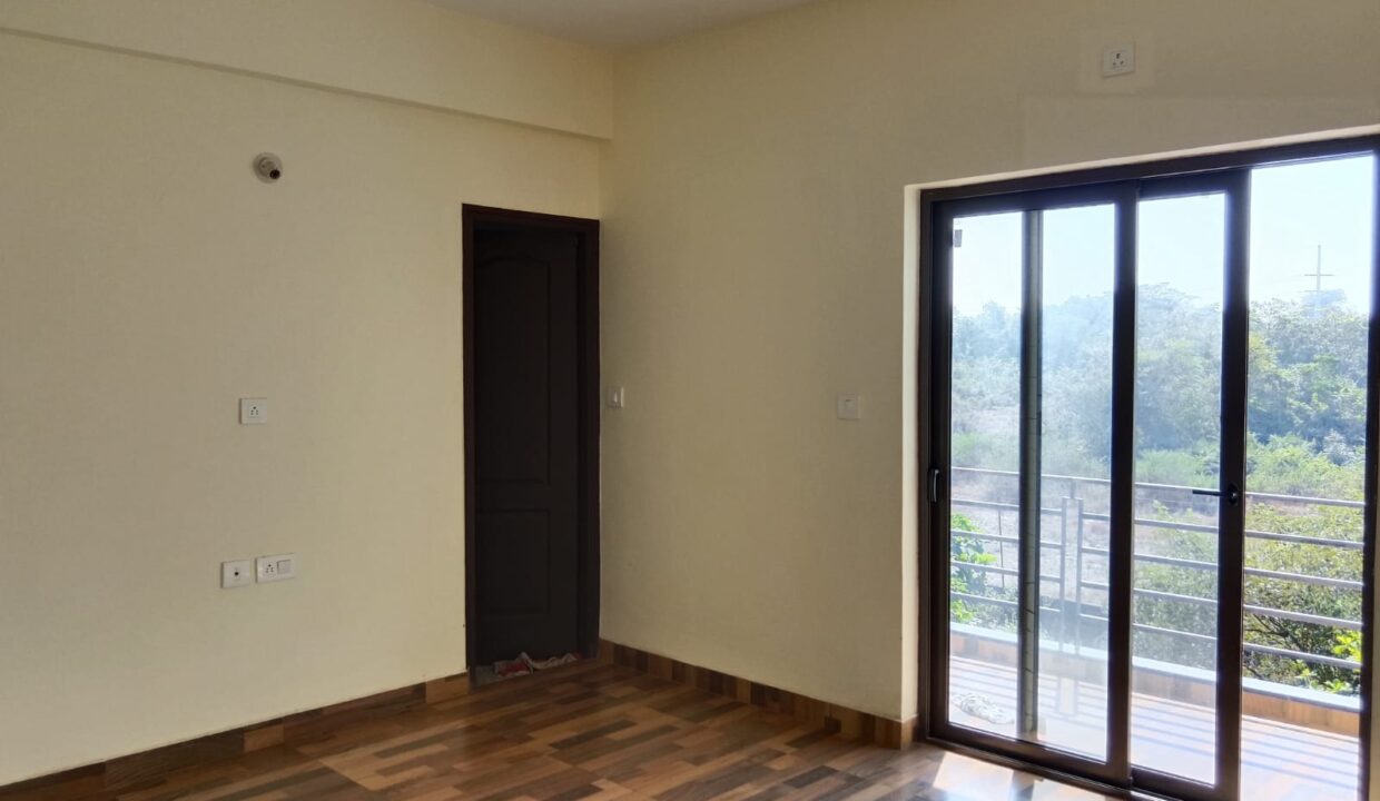 WhatsApp Image 2025-12-11 at 3.42.03 PM (1)