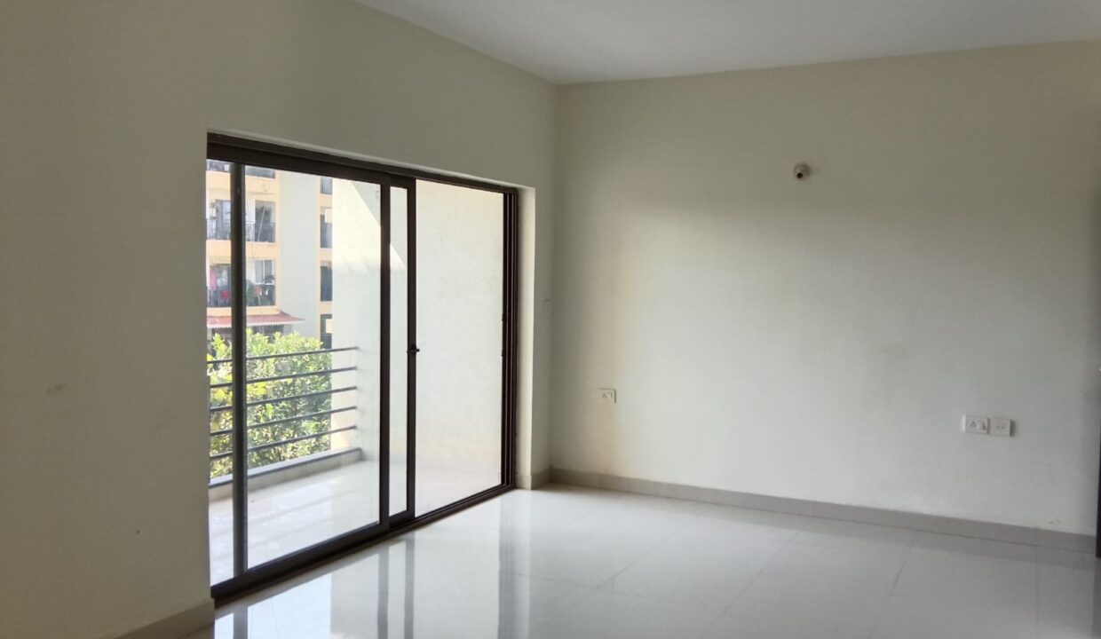 WhatsApp Image 2025-12-11 at 3.42.04 PM (1)