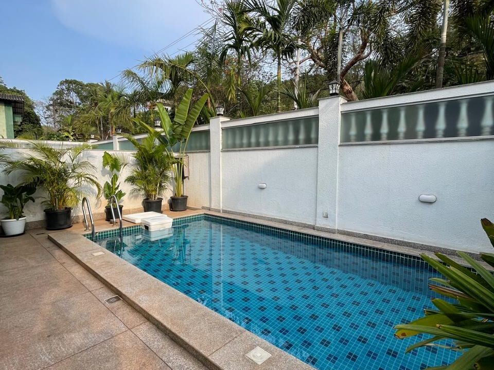 WhatsApp Image 2025-06-17 at 13.51.56_273c5520