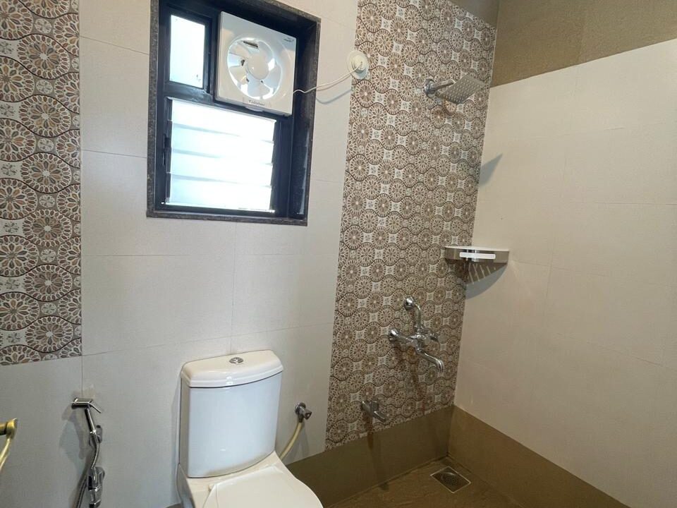 WhatsApp Image 2025-11-20 at 4.50.06 PM (1)