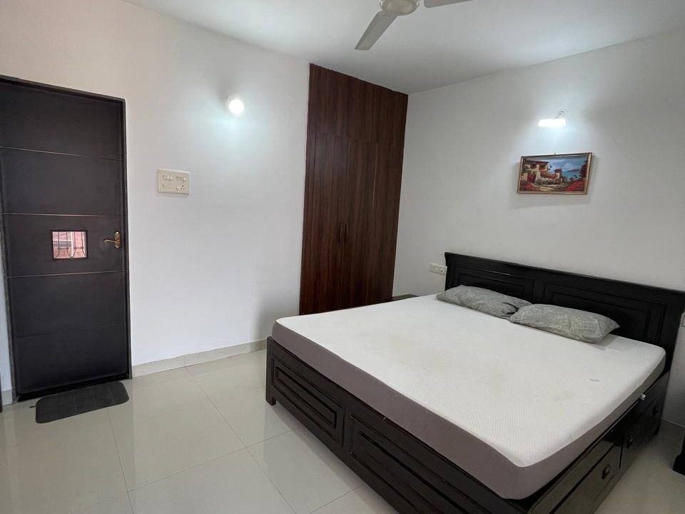 WhatsApp Image 2025-11-20 at 4.50.07 PM