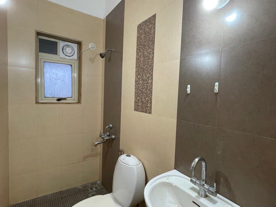 WhatsApp Image 2025-05-28 at 14.54.07_d0c4c571